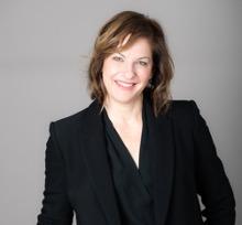 Tatiana Lyons