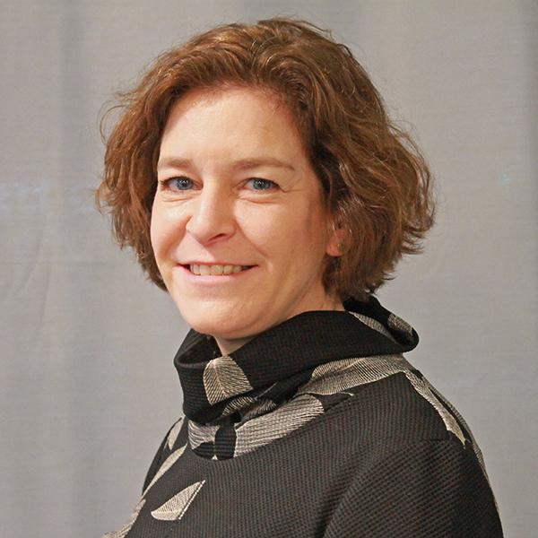 Heather Schwartz headshot