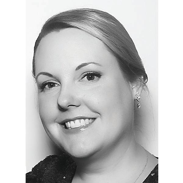 Julie-Turnbull-headshot