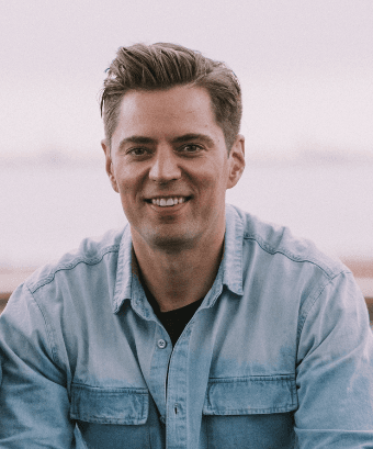 Jim Chestnutt headshot